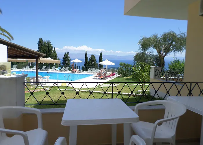 旭日公寓和一室公寓酒店 3* 贝尼蔡斯