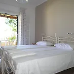Hotel de apartamente Rising Sun & 3*