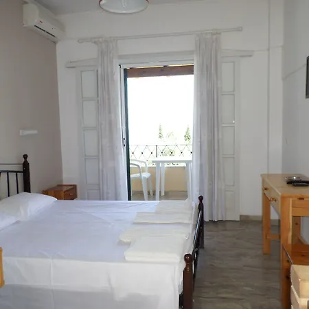 Rising Sun & 3* Agios Ioannis Peristerion