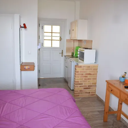 Rising Sun & Hotel de apartamente 3*