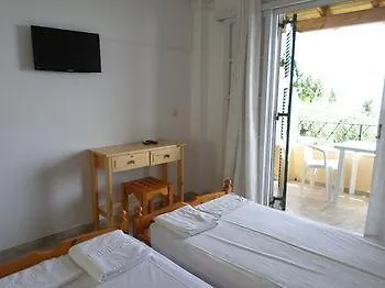 Rising Sun Apartments&studios Apartahotel