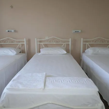 Rising Sun & Studios 2* Benitses (Corfu)