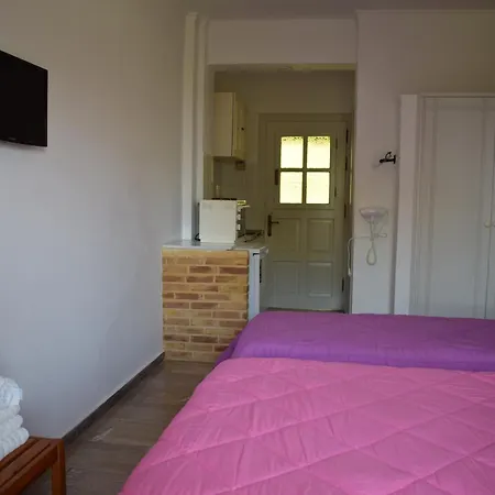 Rising Sun & Hotel apartamentowy 3*