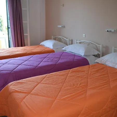 Rising Sun & Lejlighedshotel 2*