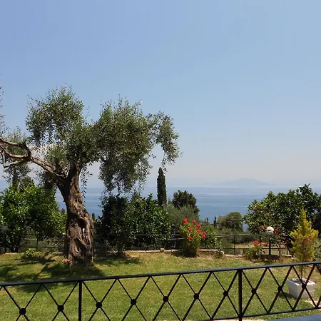 Rising Sun & Hotel apartamentowy Agios Ioannis Peristerion