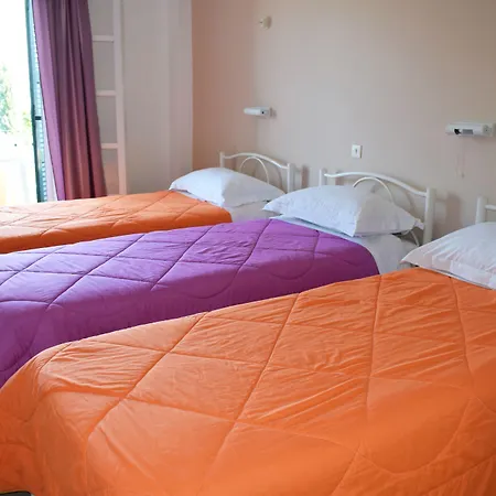 Rising Sun & Hotel apartamentowy 3*